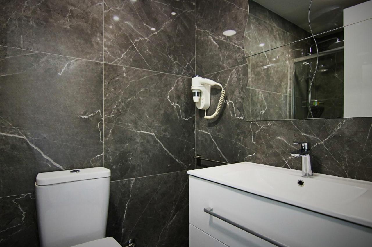 Phaedrus Living: Luxury Suite Nicosia 509 المظهر الخارجي الصورة
