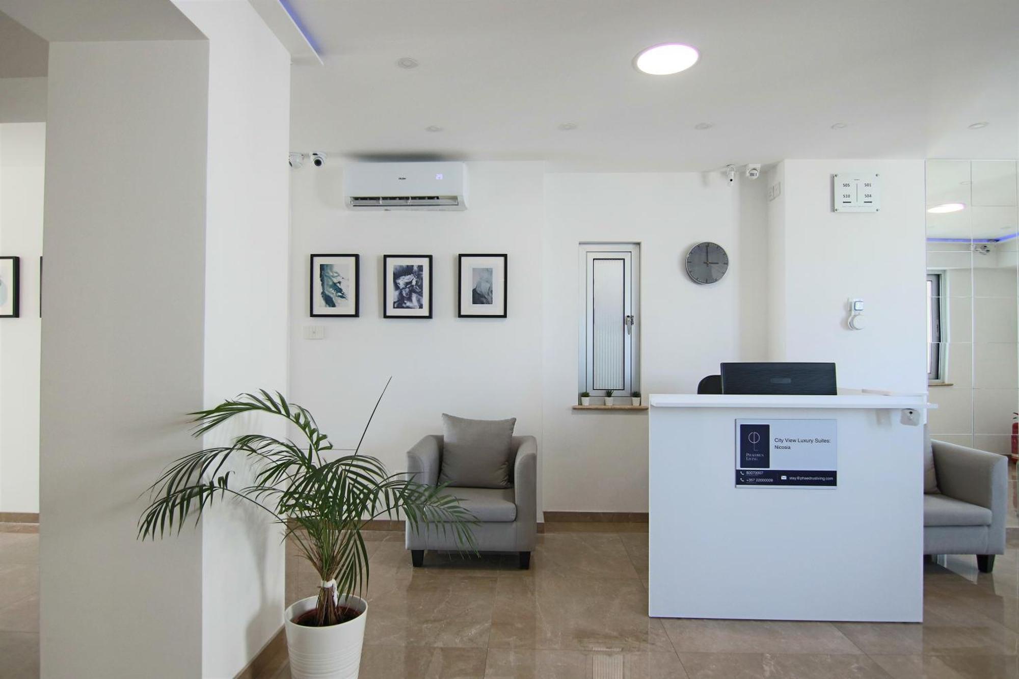 Phaedrus Living: Luxury Suite Nicosia 509 المظهر الخارجي الصورة